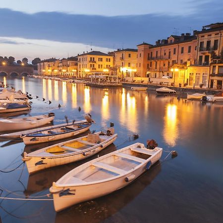 Appartamento Di Tommaso - Happy Rentals Desenzano del Garda Bagian luar foto
