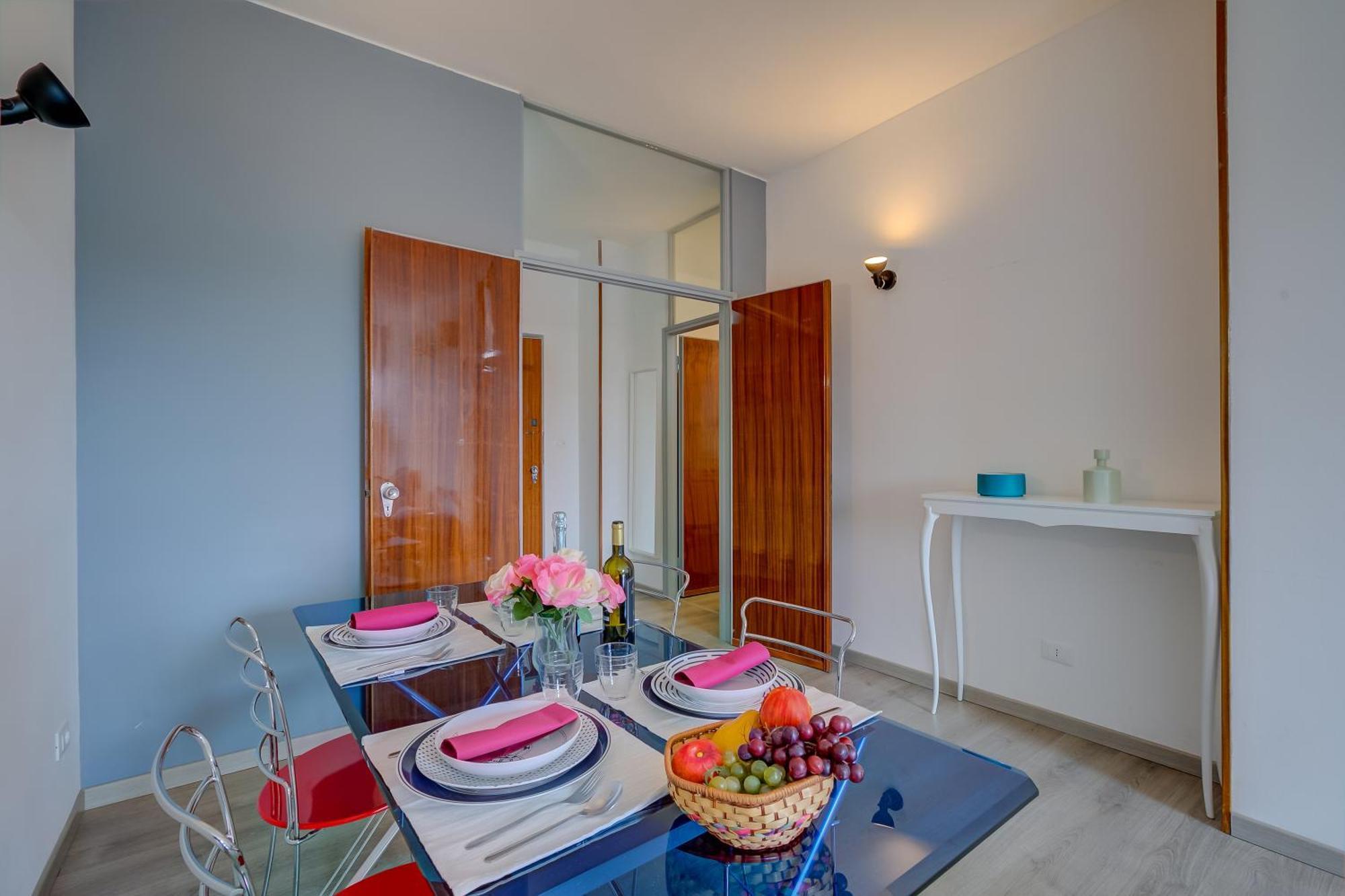 Appartamento Di Tommaso - Happy Rentals Desenzano del Garda Bagian luar foto